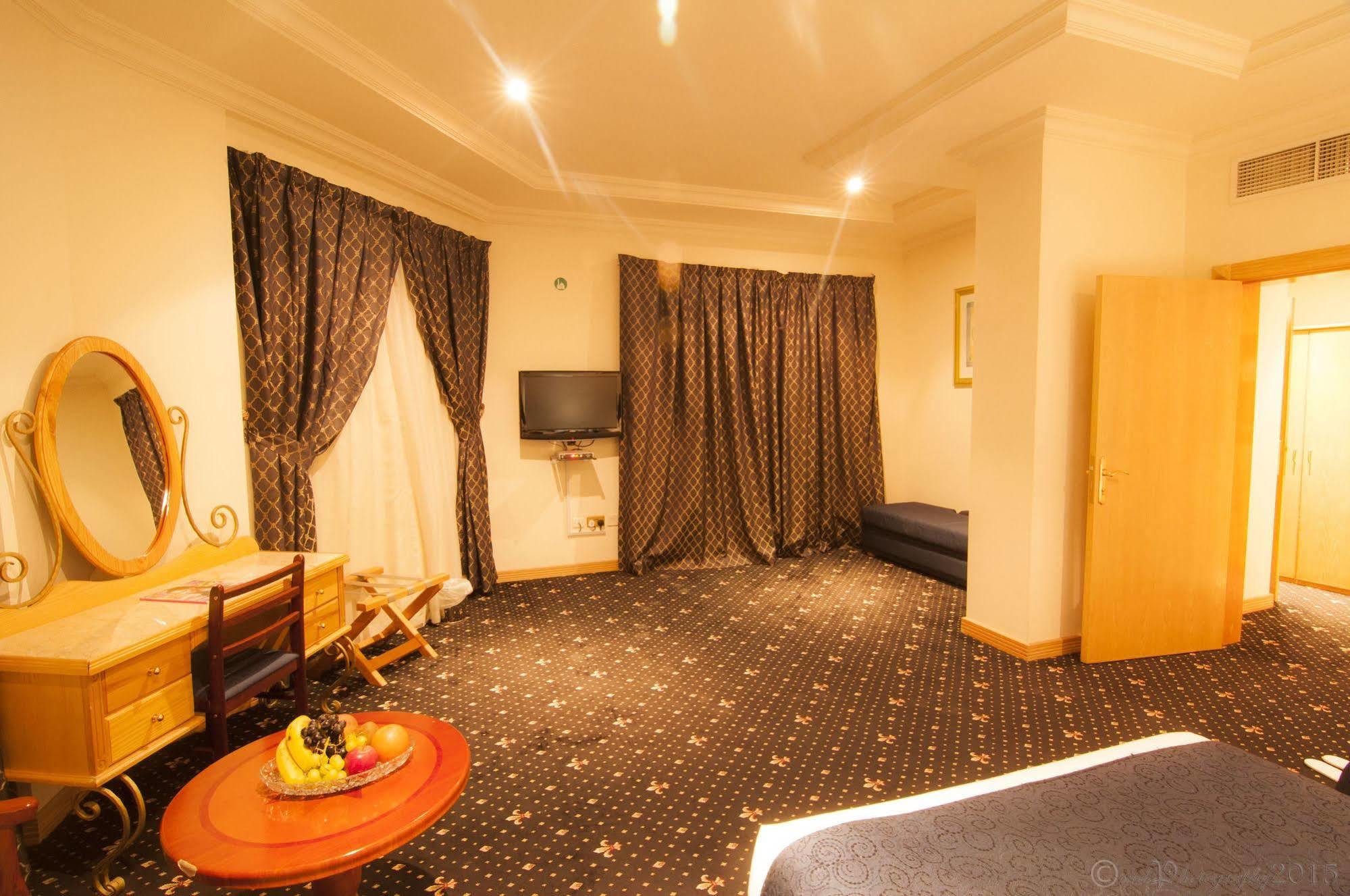 Cayam Hotel โดฮา ภายนอก รูปภาพ